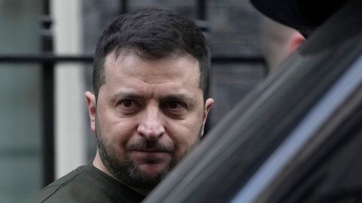 Зеленский "секретно" прибыл в Нидерланды