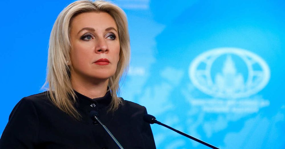 Захарова назвала заявления Зеленского в МУС бредом наркомана