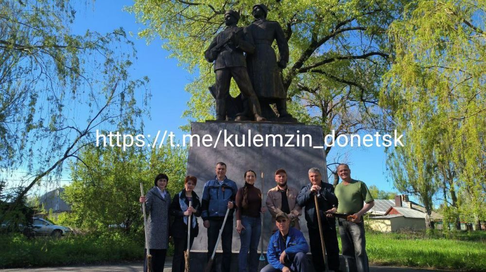 Алексей Кулемзин: В канун великого праздника Дня Победы тысячи жителей нашего города принимают участие во Всероссийской акции «Чистый обелиск»