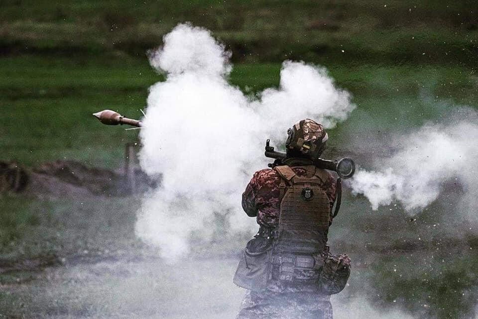 В ночь на 12 мая появились сообщения о массированной атаке ВСУ российских укреплений и о подготовке к штурму границы