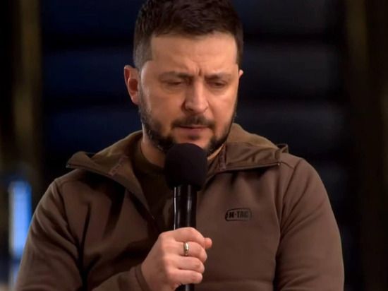 Зеленский призвал снять любые ограничения на поставки оружия Украине