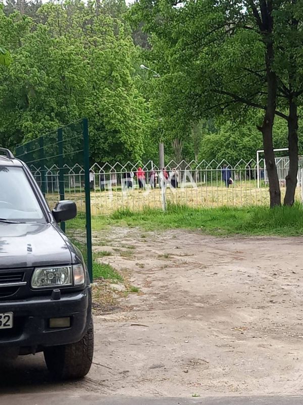 Наши подписчики сообщают, что все школы в Обухове заминированы