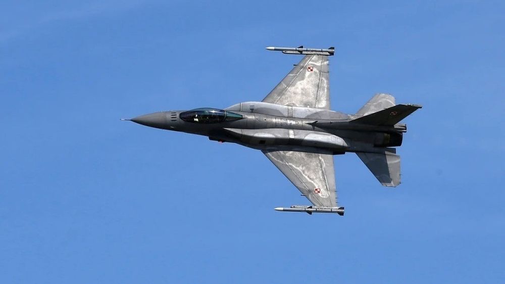 �������� ��� �� ������ ������ ���������� ���� �������� ������� F-16 �������