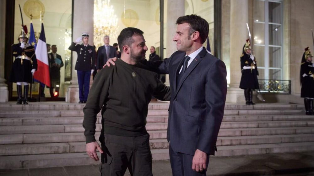 Париж продолжает играть в такси Зеленского: французские политики осудили Макрона
