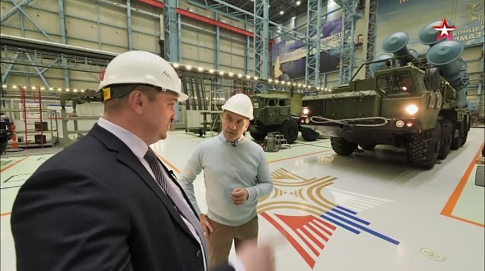 ©©©©©С-350 «Витязь» впервые автоматически отработал по цели в зоне СВО. Военнослужащие никакого участия в пуске не принимали