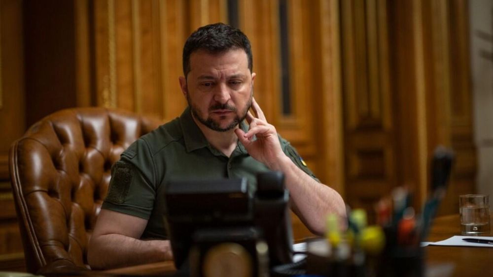 Украинский режиссёр заявил, что Зеленский ведёт мир к третьей мировой войне и поэтому его скинут с поста