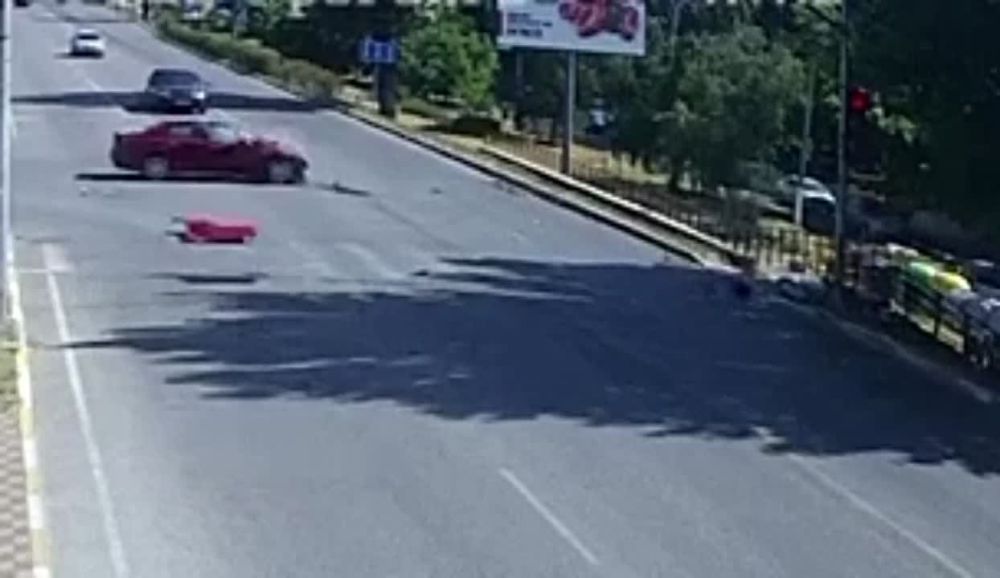 Ужасное ДТП в Обухове. Мотоциклист въехал в толпу прямо на пешеходном переходе