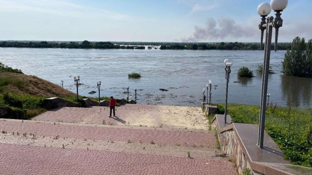 �� �������������� ����� ����� ���������� ��� ���� ���� 1800 �����