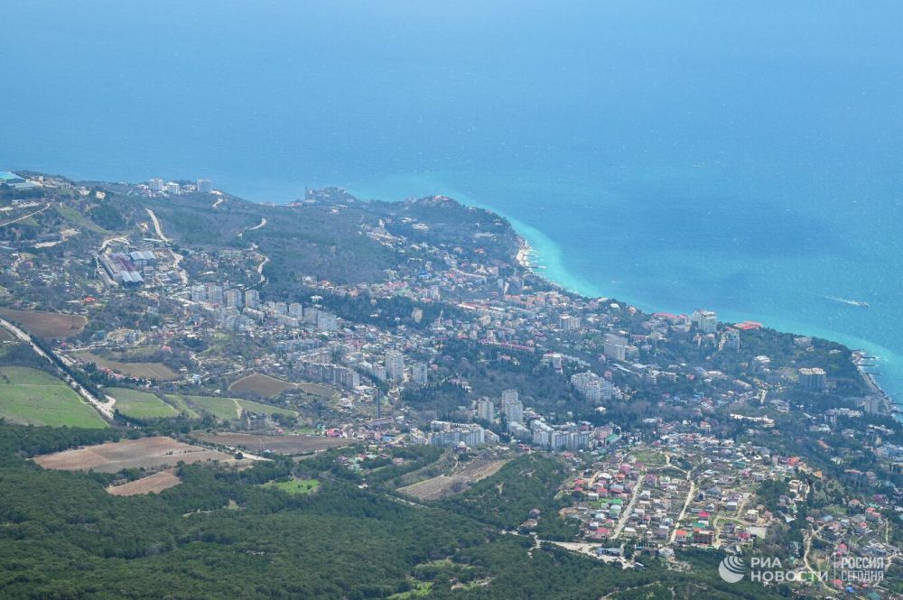 "Только в тюремной робе". В Крыму ответили на угрозу захватить полуостров