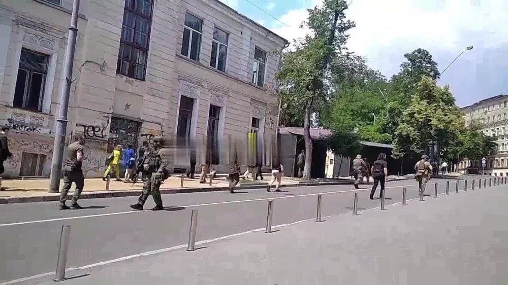 �������-������� ������ ������� ����� ������ � ����