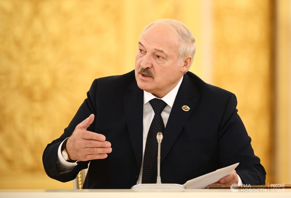 Захарова считает, что Лукашенко мог бы помочь достичь мира на Украине