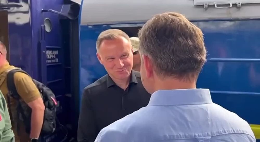 ���� ������: ��������� ������ ���� ������ � ������������� ������� � ���� �� ������ ��� �����������, �������� ��� ����������