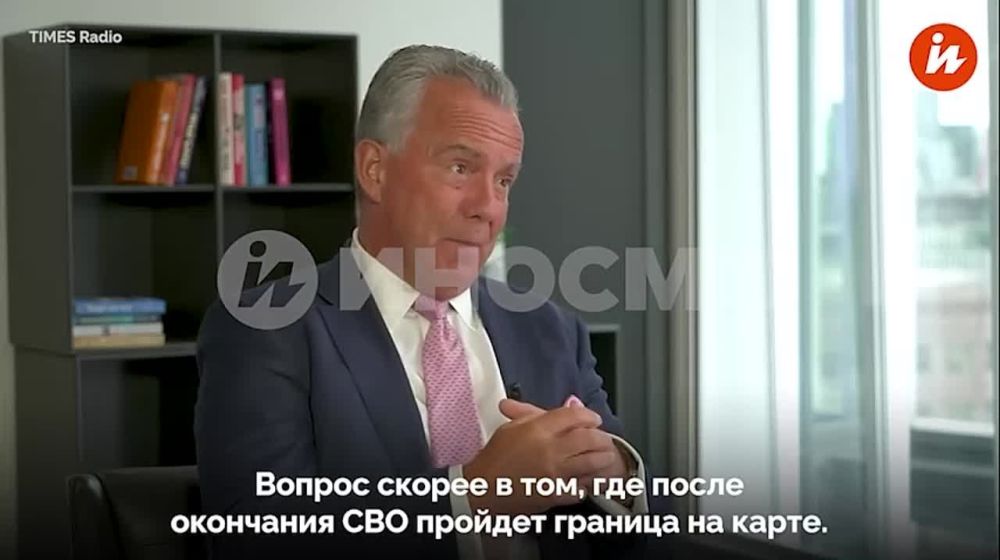 Украина не способна с помощью военных или дипломатических усилий "вернуть" Крым и Донбасс, заявил бывший вице-маршал британской авиации Шон Белл в эфире Times Radio