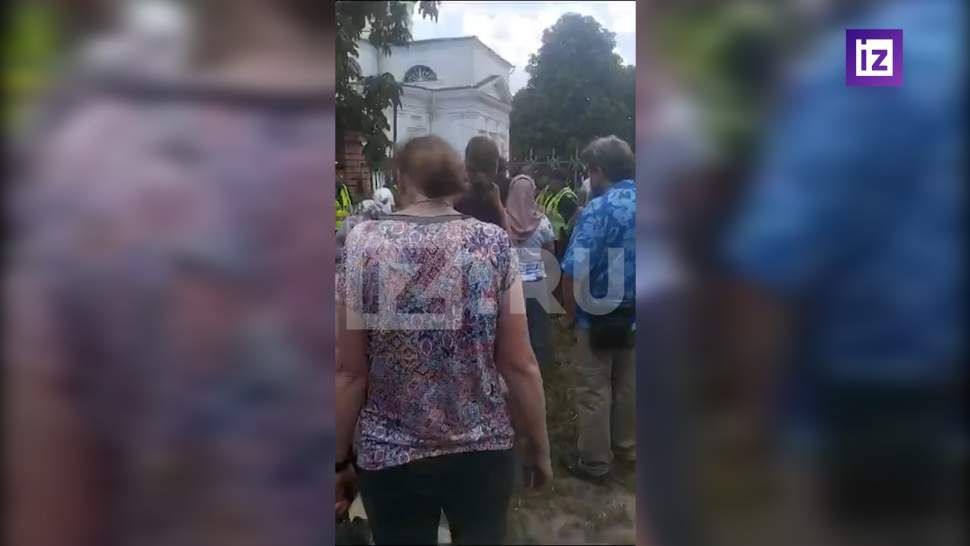 В Киевской области сторонники ПЦУ с кувалдой ворвались в собор УПЦ