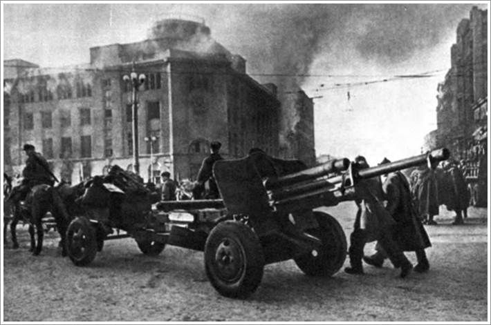 11 июля 1941 года - началась героическая и очень трагичная оборона русского города Киева, повлиявшая на дальнейшее развитие событий Великой Отечественной войны