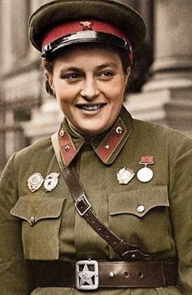 Николай Стариков: Людмила Михайловна Павличенко - снайпер, Герой Советского Союза