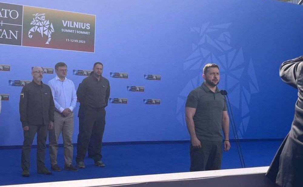 ���� ��������: ������� ���� ���: "�� �������" ��� "�� ����������"? � ����� ������� "����������������"?