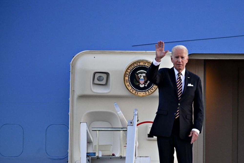 ���� ����: Bloomberg �������� ������������ ������������� �������� ���, ������� ��������, ��� �������� ������� � ������ ��������� � ���������� ��������