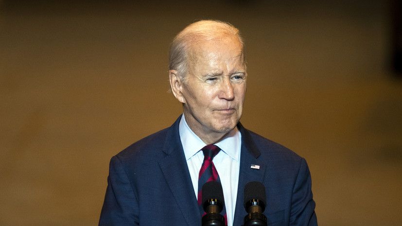 В Белом доме заявили, что Байден и Зеленский обсуждают поставку на Украину ракет ATACMS