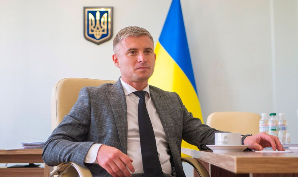 Весь руководящий состав военкоматов на Украине проверят на предмет коррупции в течение трех месяцев, заявил глава национального агентства по противодействию коррупции (НАПК) Украины Александр Новиков