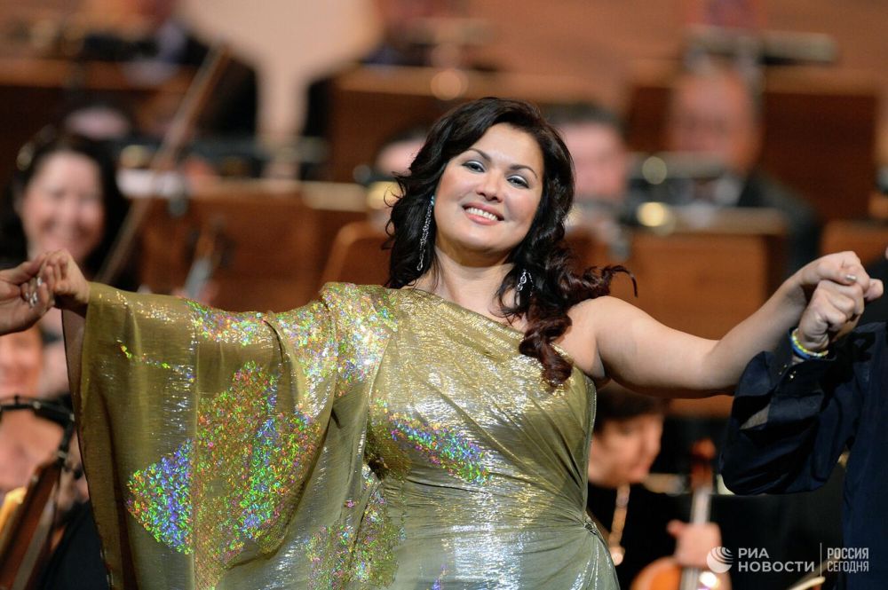 Власти Праги призвали отменить концерт Анны Нетребко