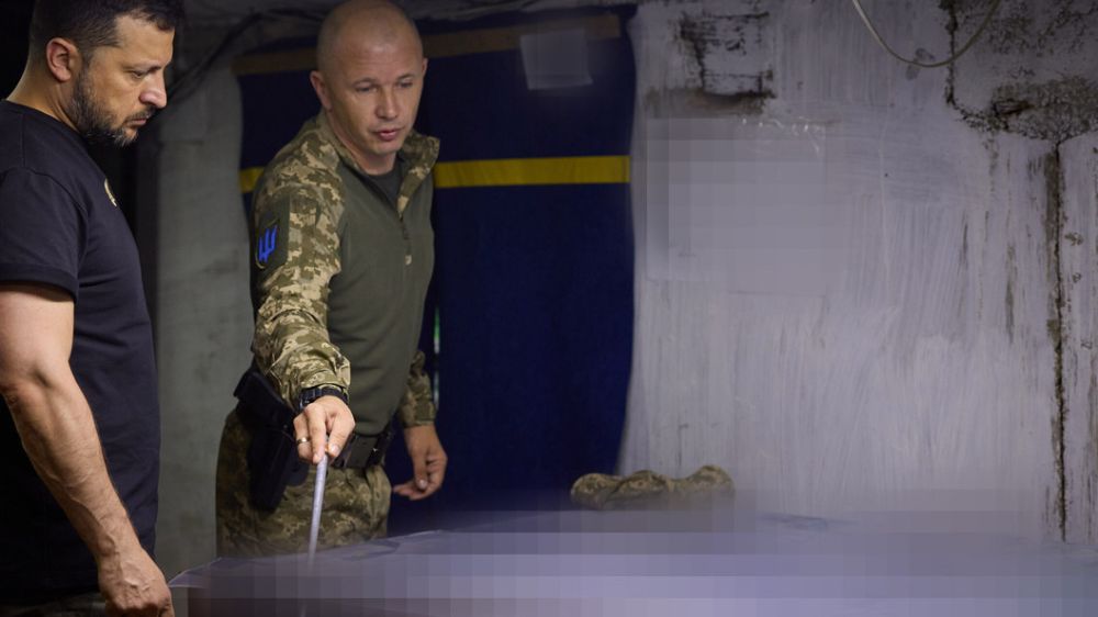 Под Киевом раздают оружие, изъятое у мексиканских картелей