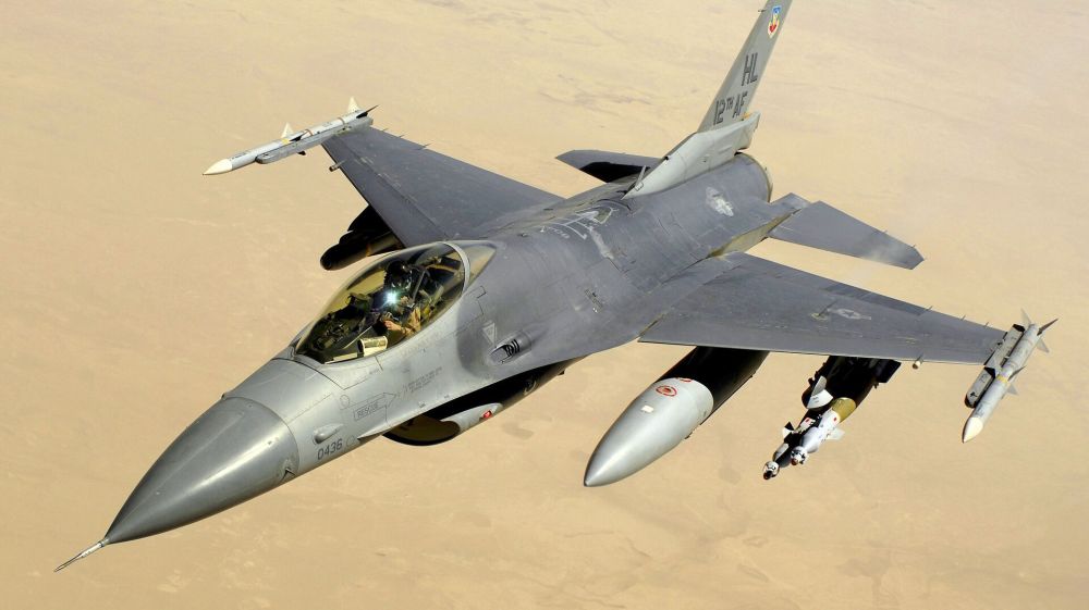 ���� �� ������� ����������� F-16 � ���� ���� - ��� �������
