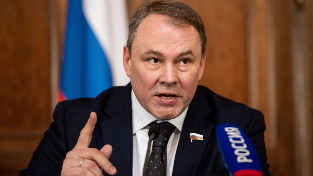 ������ ������� ����, ����� � ��������� � ���������� ���������: ���� ������� - � ����� � ������ ���