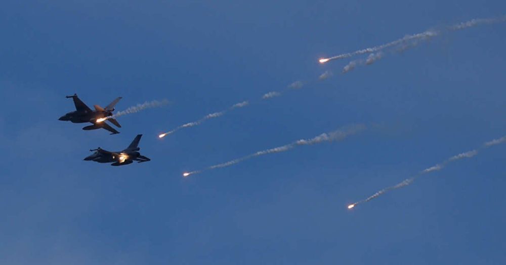 ���-��������� ����� ���: ������ �� F-16 �� ������� ����� �������