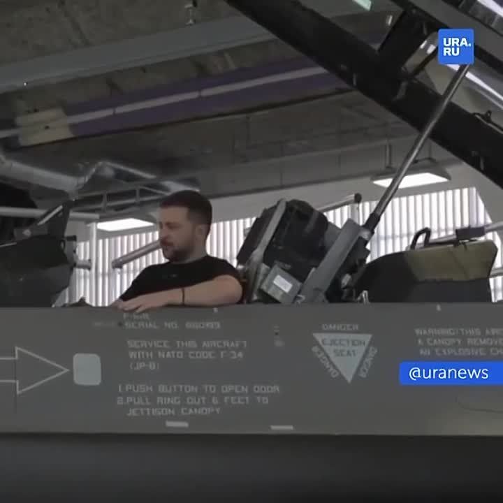 ����� �������� ������� 19 ������������ ������������ F-16