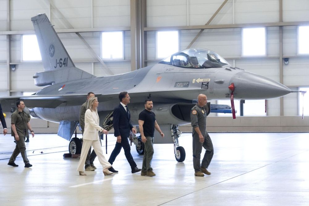 ���� ������ �������� �������� ��������� ��������� � ������� F-16, ����� ���