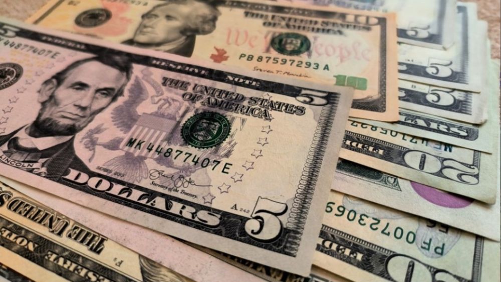 В Штатах возмутились требованиям Зеленского: Дать денег на выборы