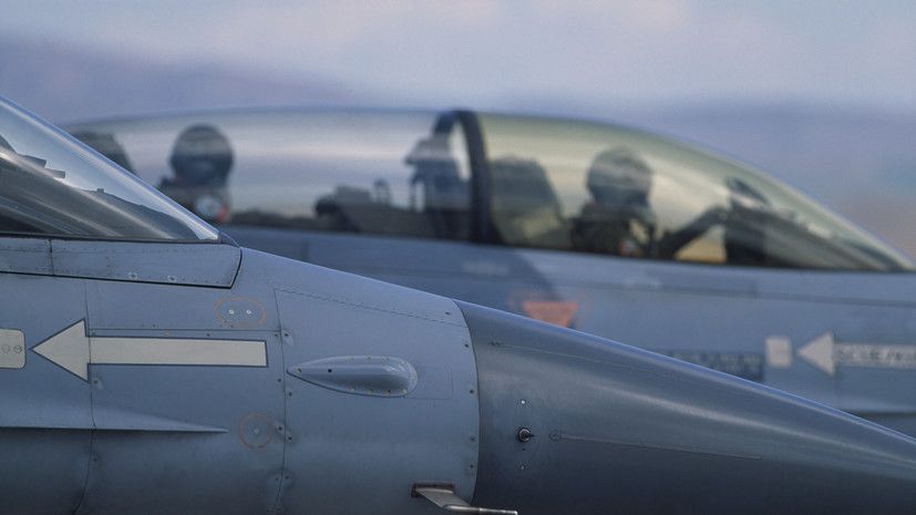 ���������: ������� ����� �������� 160 �������� F-16
