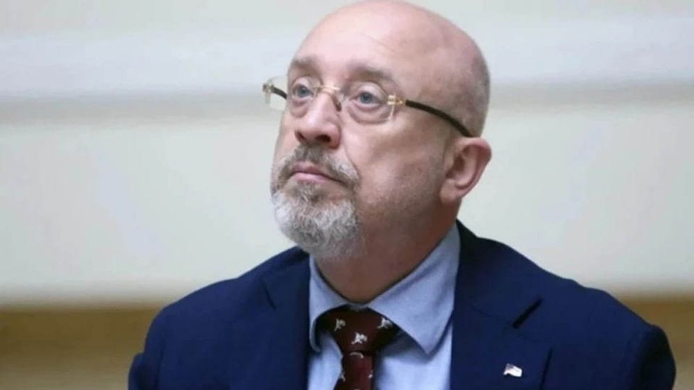 Посол Мирошник: отставка не снимет с Резникова ответственности за преступления