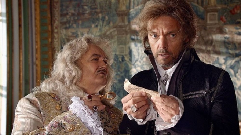 Разгоняли нудистов и «рисовали» армию: как снимали новых «Гардемаринов» в Крыму