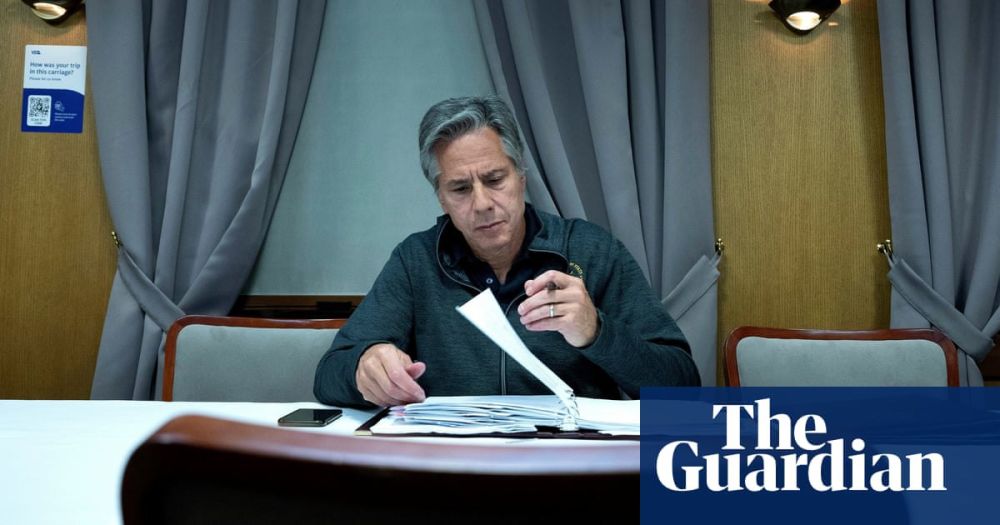 Британская the Guardian комментирует визит главы Госдепа Блинкена в Киев