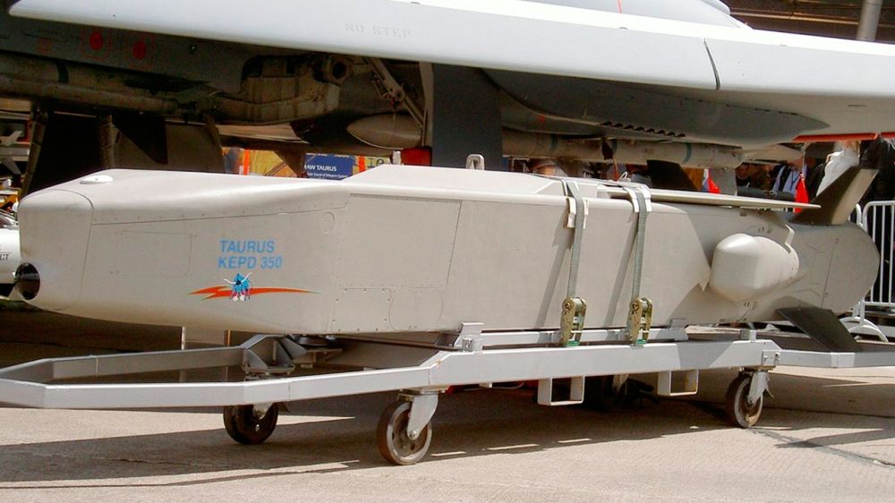 Глава МИД Германии заявила, что ракеты Taurus невозможно поставить Киеву быстро