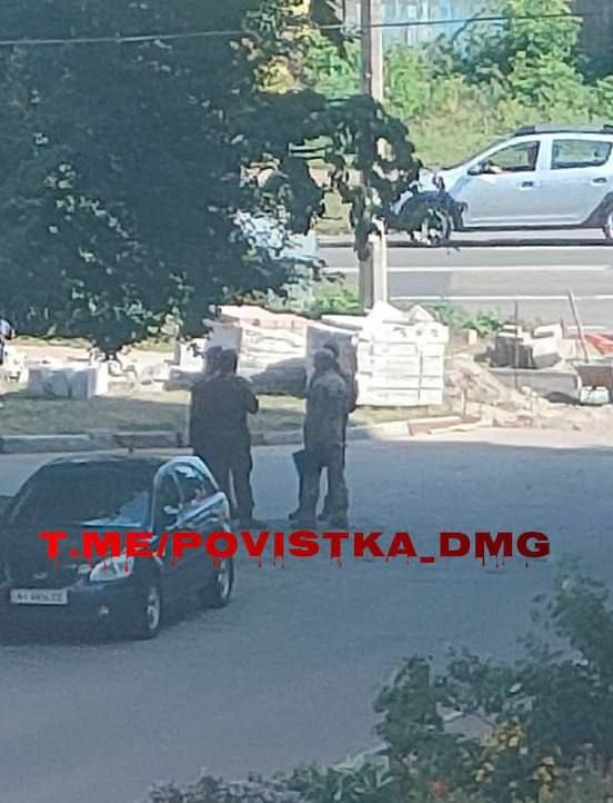 Киевская область, Белая Церковь, улица Грибоедова, напротив «Арарата»