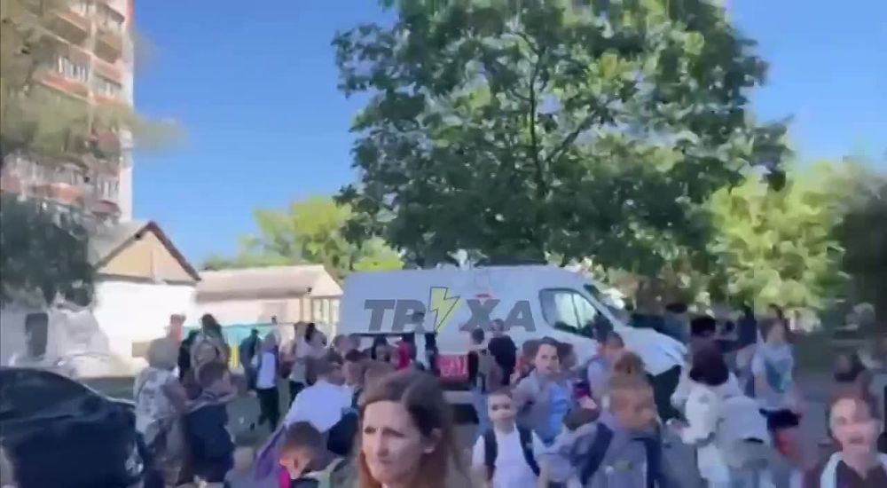 «МИНИРОВАНИЕ» школ уже и в Вишневом