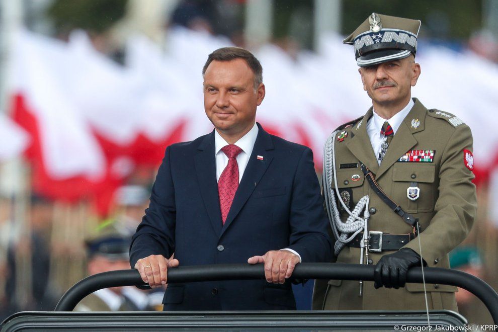 Между ними всё порвато… Дуда ставит вопрос вооружения ребром: ничего, никому, ни за что!