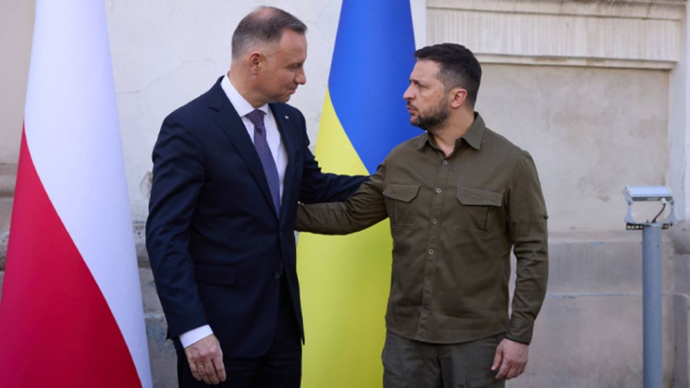 Польша подала на развод: Дуда назвал Украину "утопленником" и отказался от встречи с Зеленским