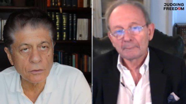 ������ ����� ���������� �������� MI6 ������� ���� ����������������, ��������� �������� ����� ����������� ���. �� ���� �� ���������� � �������� YouTube-������ Judging Freedom