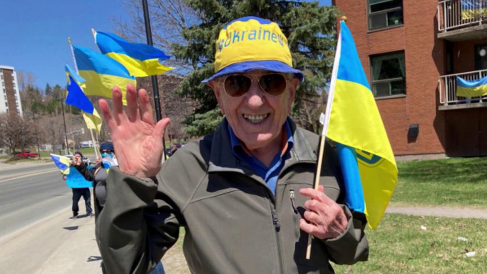 ������ ��������� ��������������� 98-������� �������, ���������� � ������� �� ���������