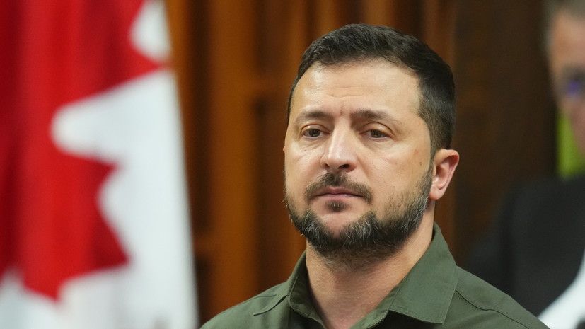 Экс-аналитик ЦРУ назвал омерзительной ситуацию с Зеленским и эсэсовцем в Канаде