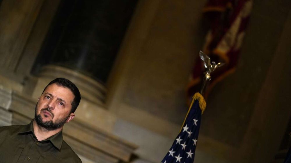 Мир устал от Зеленского: эксперт о реакции на скандал с нацистом в Канаде