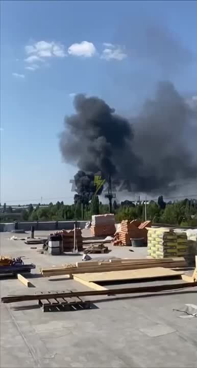 Мощнейший ПОЖАР в Вишневом