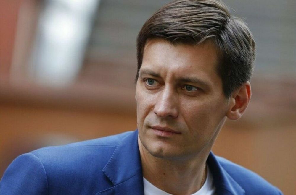 Против экс-депутата Госдумы Дмитрия Гудкова (внесен Минюстом РФ в список иностранных агентов) заведено уголовное дело о распространении фейков о российской армии