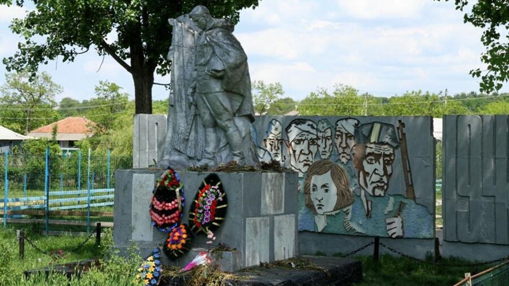 Кондукэтор Антонеску возвращается в Молдавию. Логика нацистского реванша диктует полное беспамятство