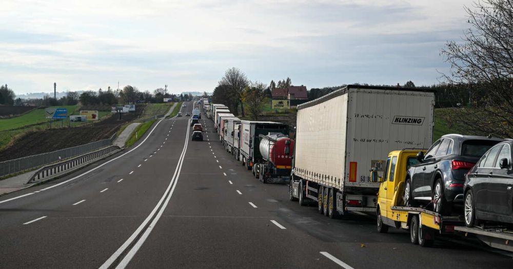 Sohu: США провоцируют конфликт между Польшей и Украиной, оказывая услугу РФ