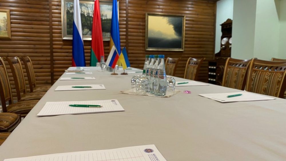 Какой ужас, мир на Украине, нельзя этого позволить. Литва высказалась о переговорах России и Украины